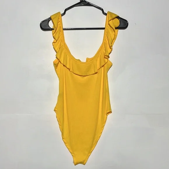 Shein Yellow Ruffle Ribbed Bodysuit Size M - Picture 5 of 7
